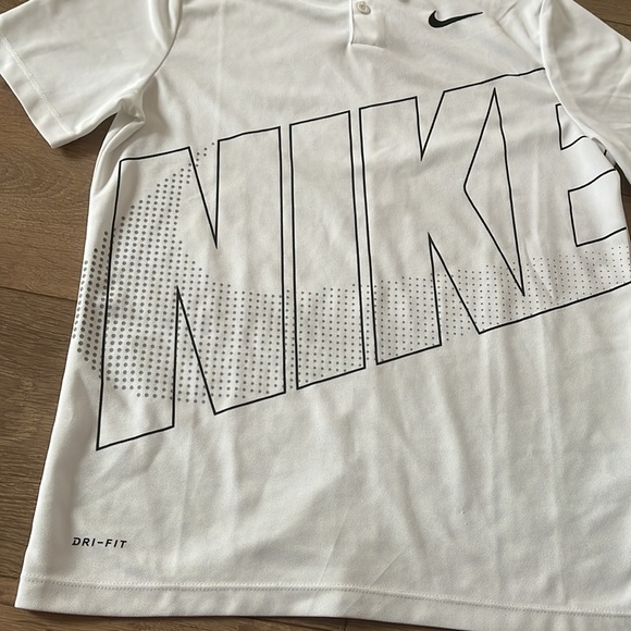 NWOT Nike Dri-Fit golf shirt Youth L (14-16) - Picture 2 of 5